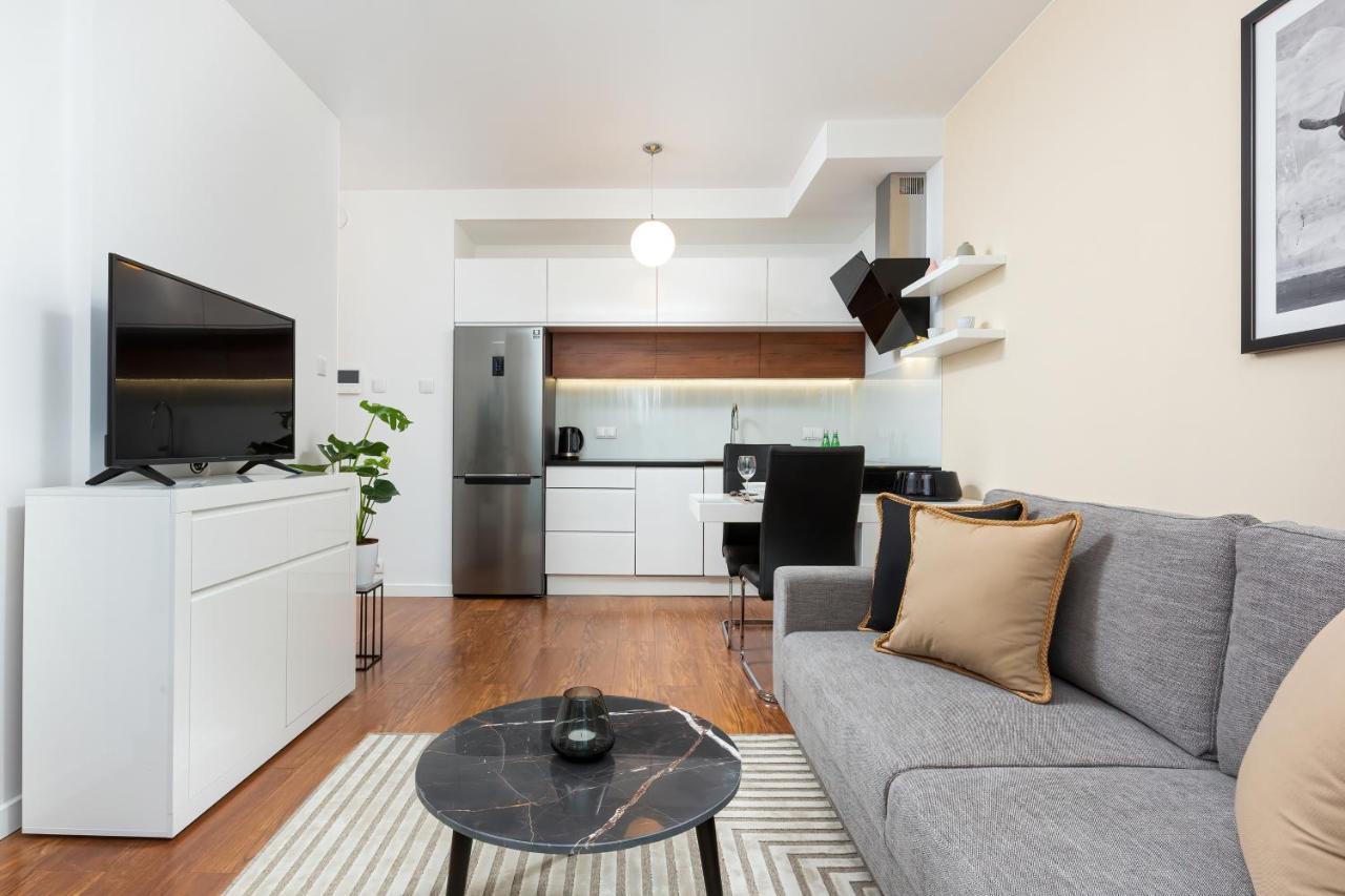 Royal City Center Mennica Residence By Noclegi Renters Warschau Buitenkant foto