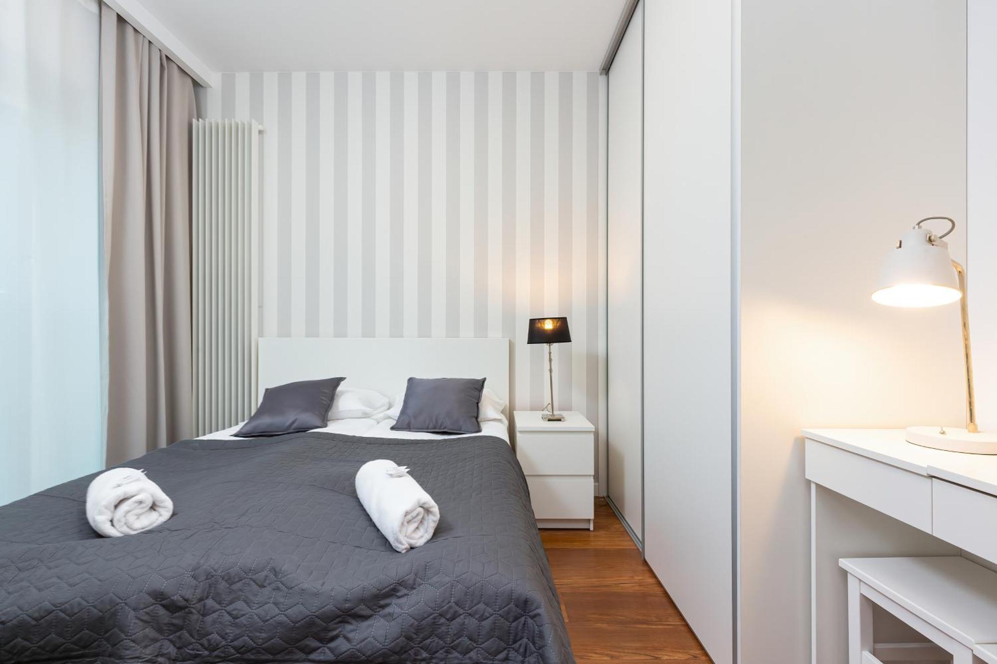 Royal City Center Mennica Residence By Noclegi Renters Warschau Buitenkant foto
