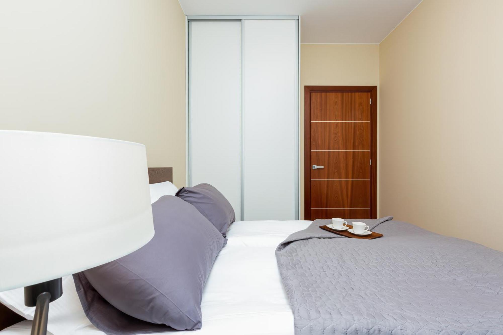 Royal City Center Mennica Residence By Noclegi Renters Warschau Buitenkant foto
