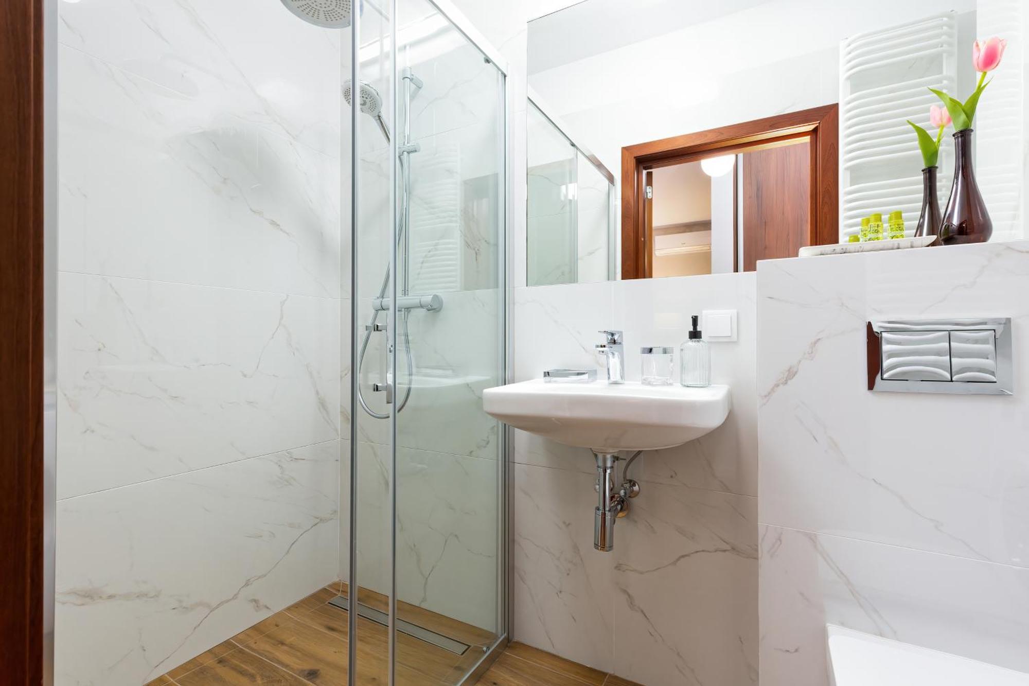 Royal City Center Mennica Residence By Noclegi Renters Warschau Buitenkant foto